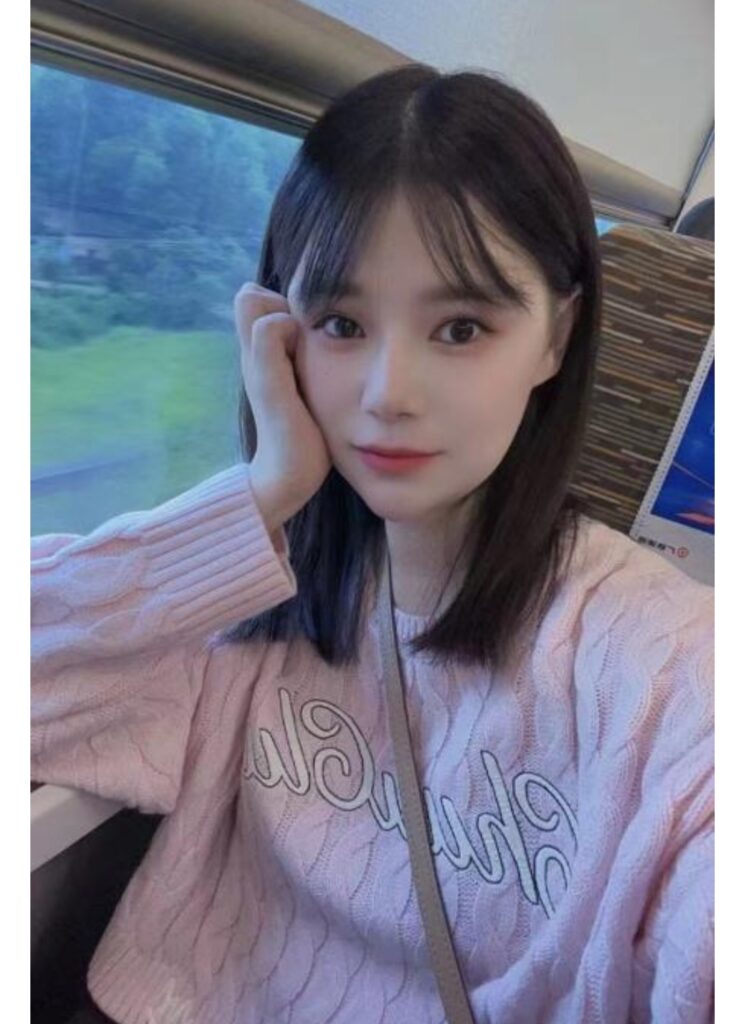 画画老师璐璐-牛牛资源库